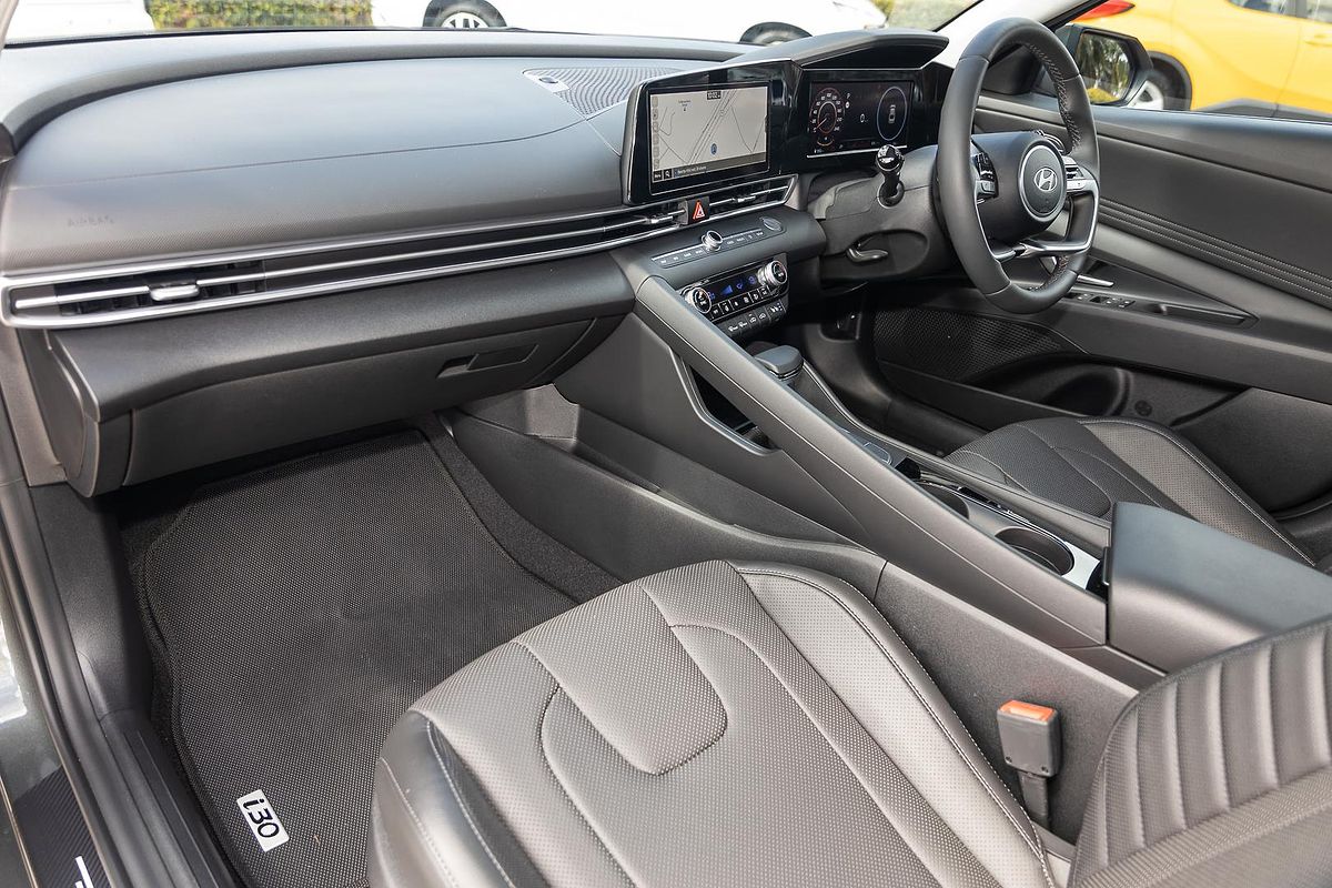 2024 Hyundai i30 Premium CN7.V2