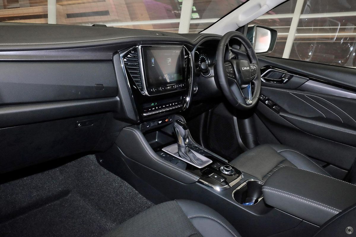 2024 Isuzu MU-X LS-T