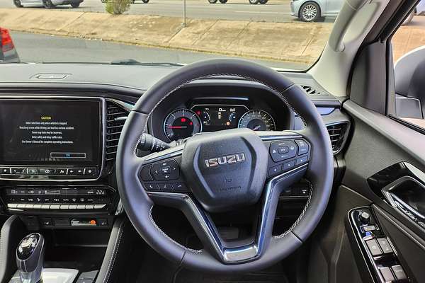 2024 Isuzu MU-X LS-T
