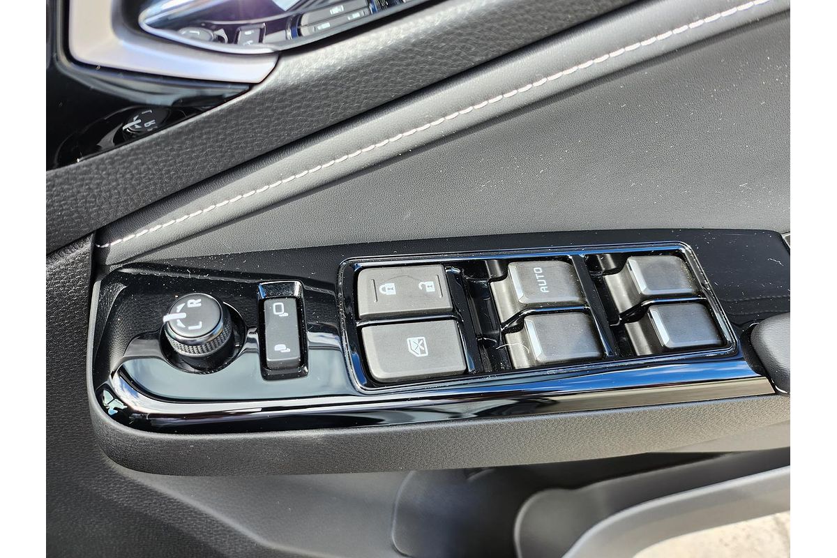 2024 Isuzu MU-X LS-T