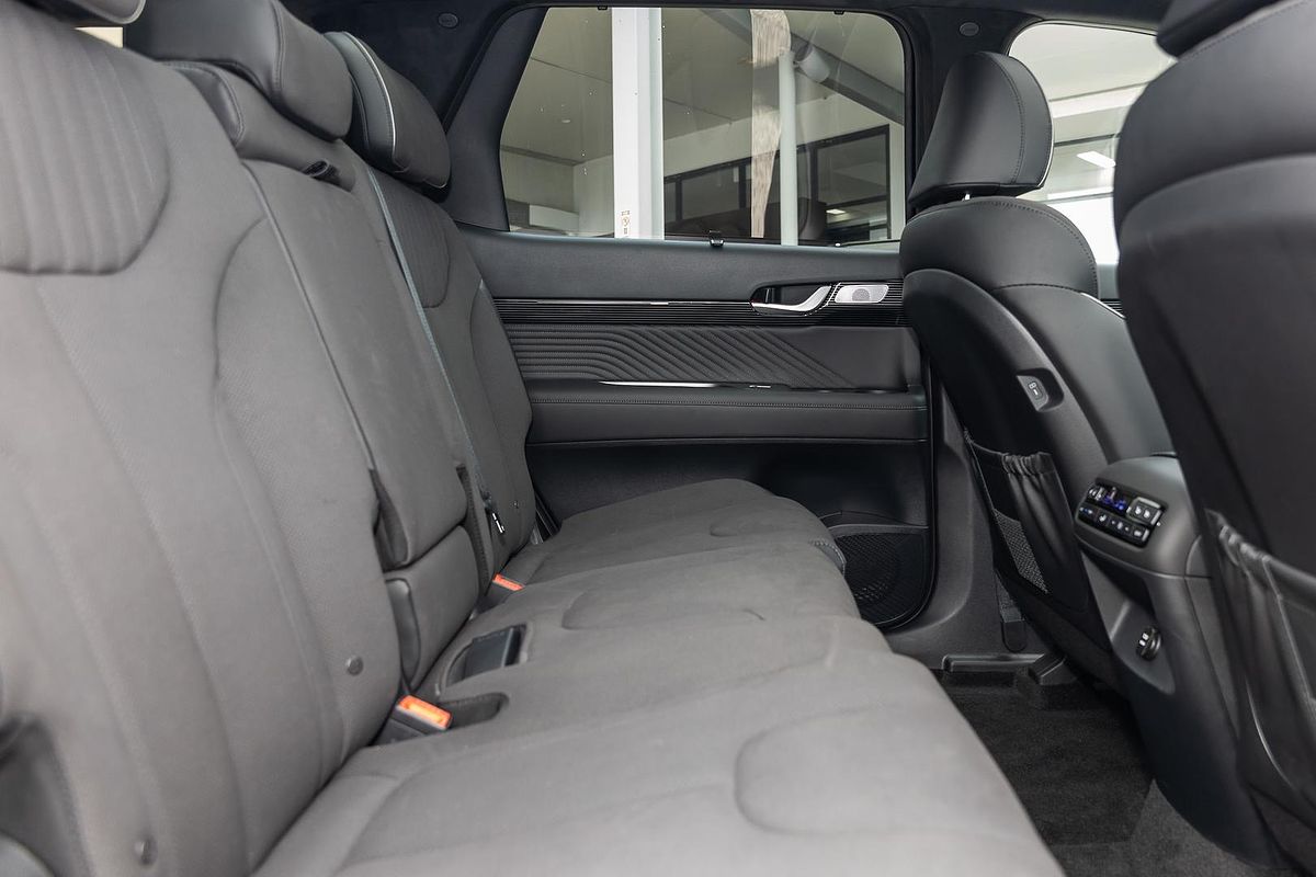 2024 Hyundai Palisade Calligraphy Black Ink LX2.V5
