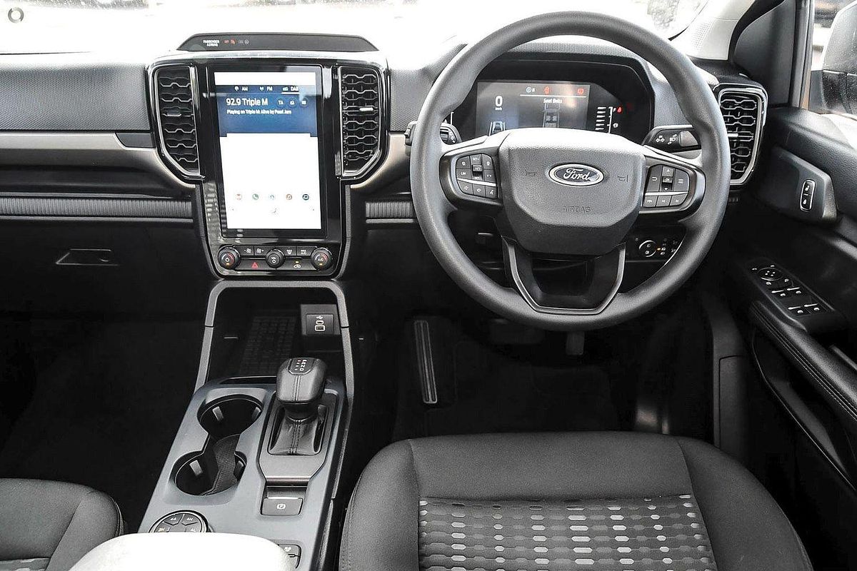 2024 Ford Everest Ambiente