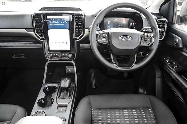 2024 Ford Everest Ambiente