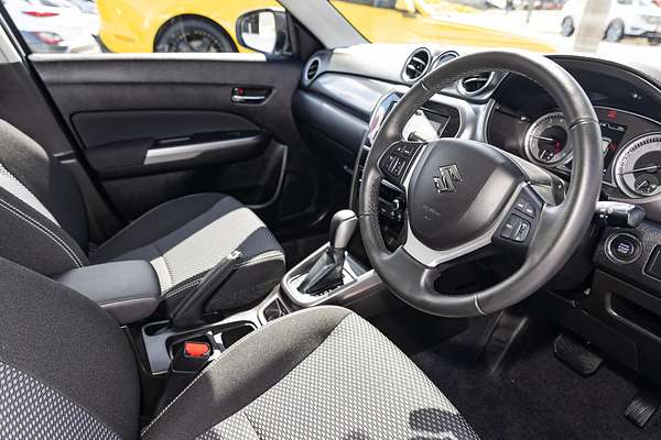 2023 Suzuki Vitara LY Series II