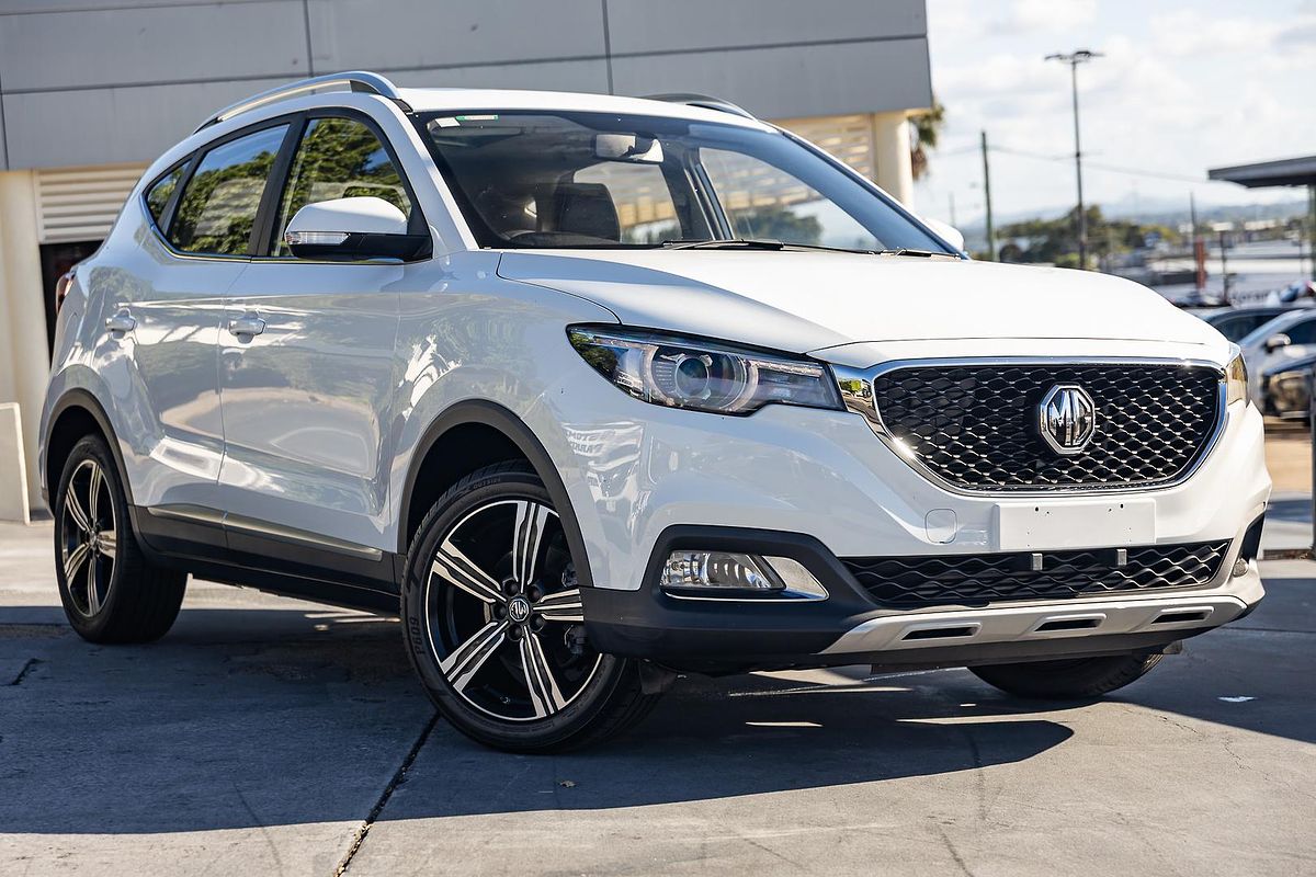 2018 MG ZS Essence AZS1