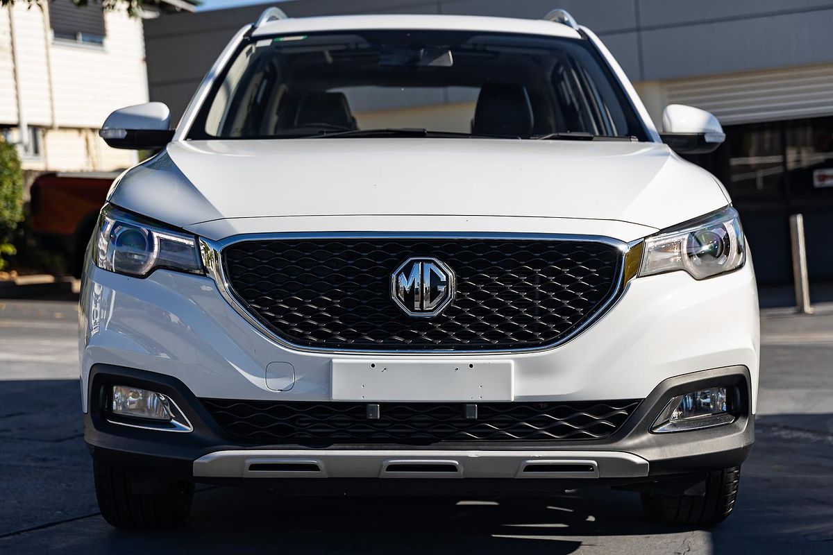 2018 MG ZS Essence AZS1