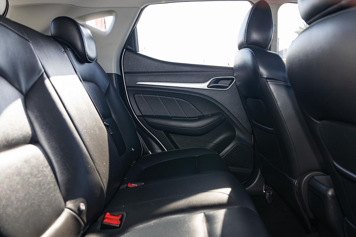 2018 MG ZS Essence AZS1