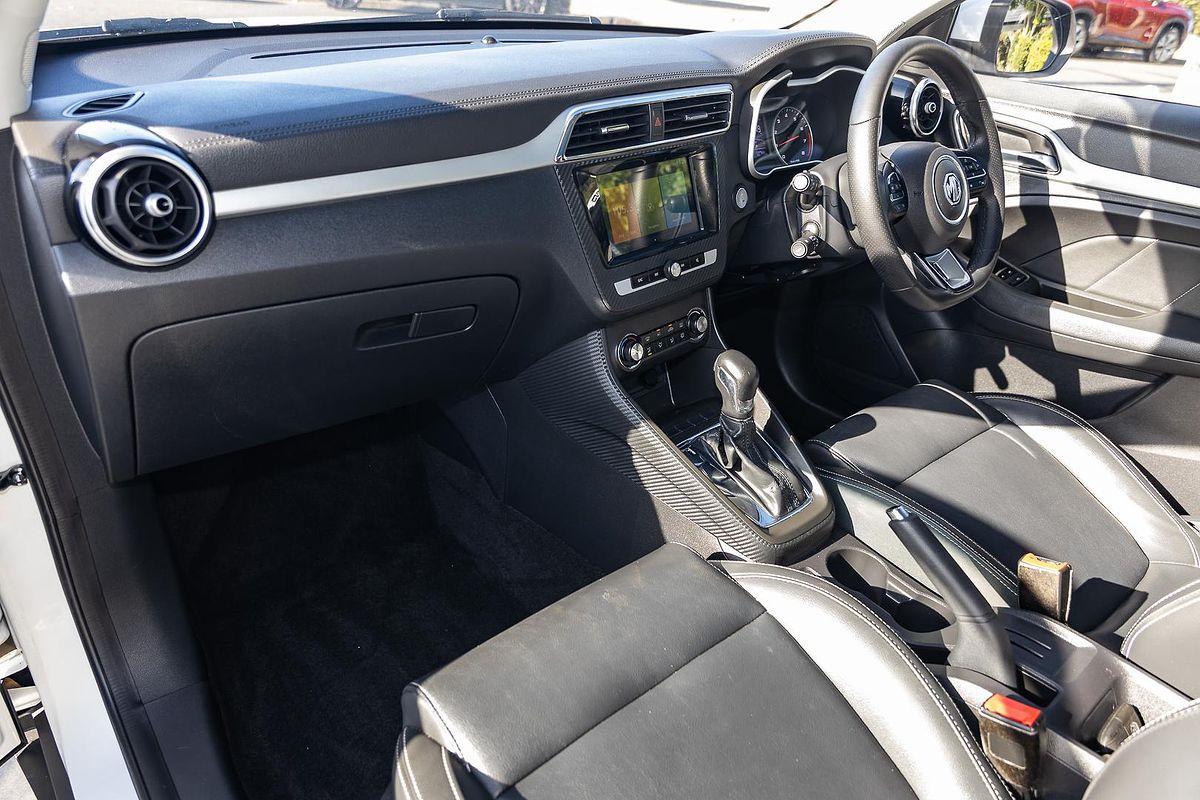 2018 MG ZS Essence AZS1