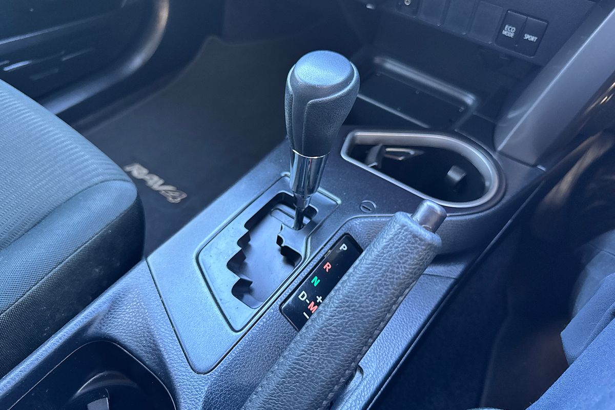 2018 Toyota RAV4 GX ZSA42R
