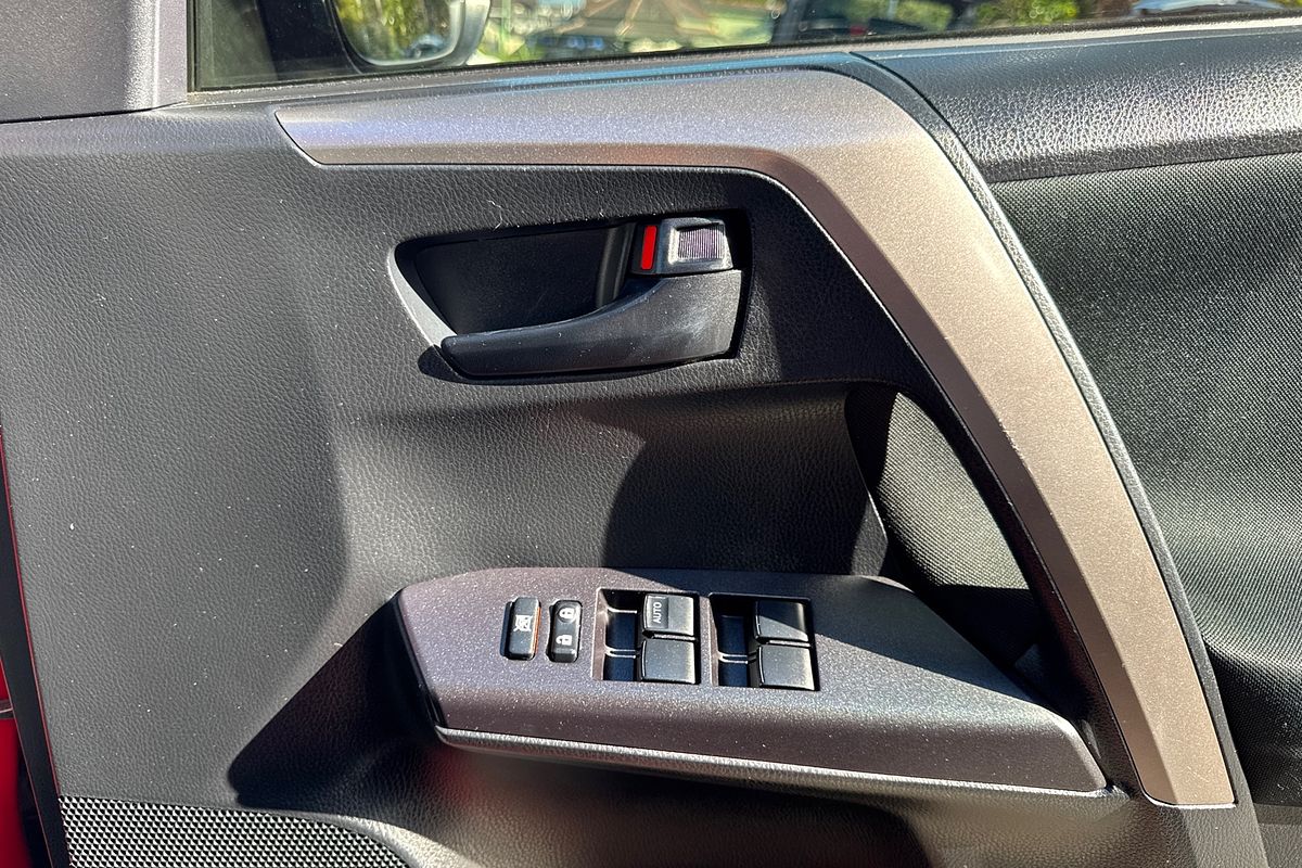 2018 Toyota RAV4 GX ZSA42R