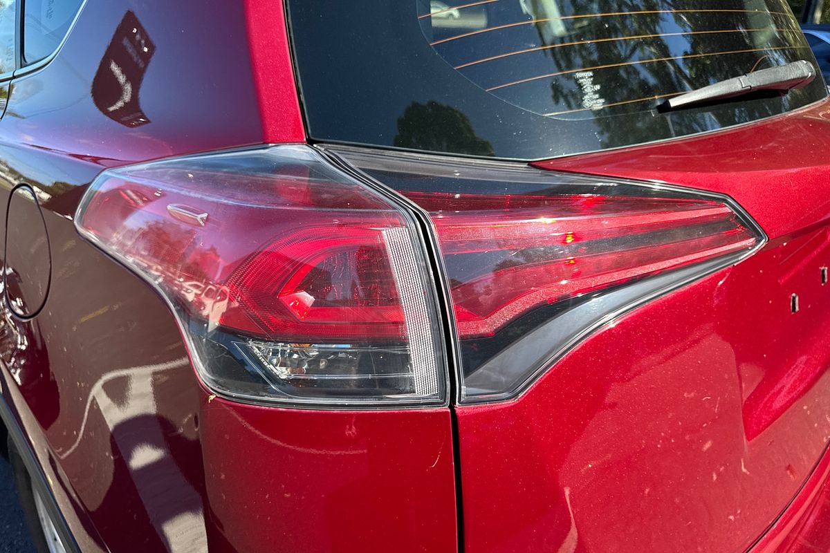 2018 Toyota RAV4 GX ZSA42R