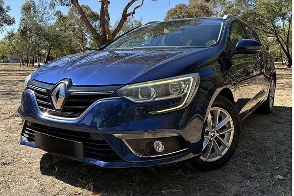 2018 Renault Megane Zen KFB