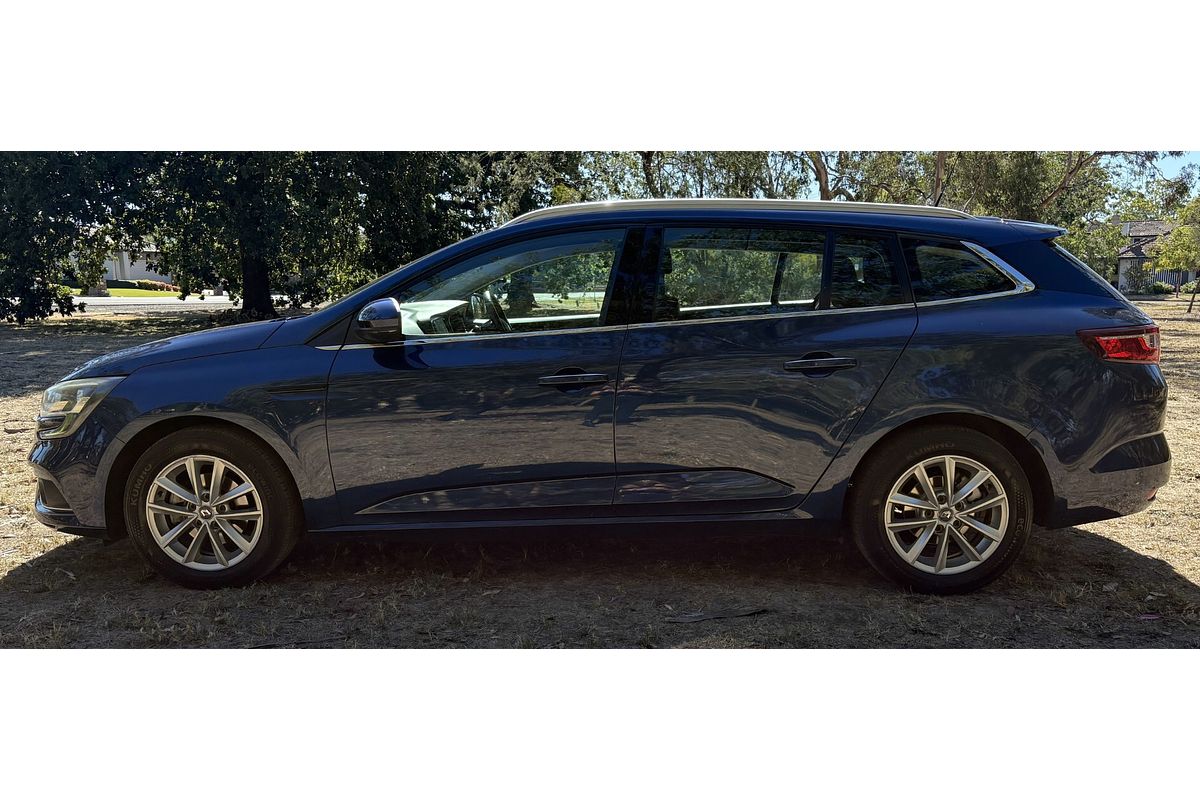 2018 Renault Megane Zen KFB