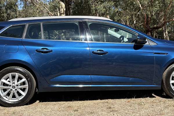 2018 Renault Megane Zen KFB