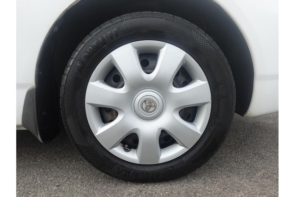 2004 Toyota Corolla Ascent ZZE122R
