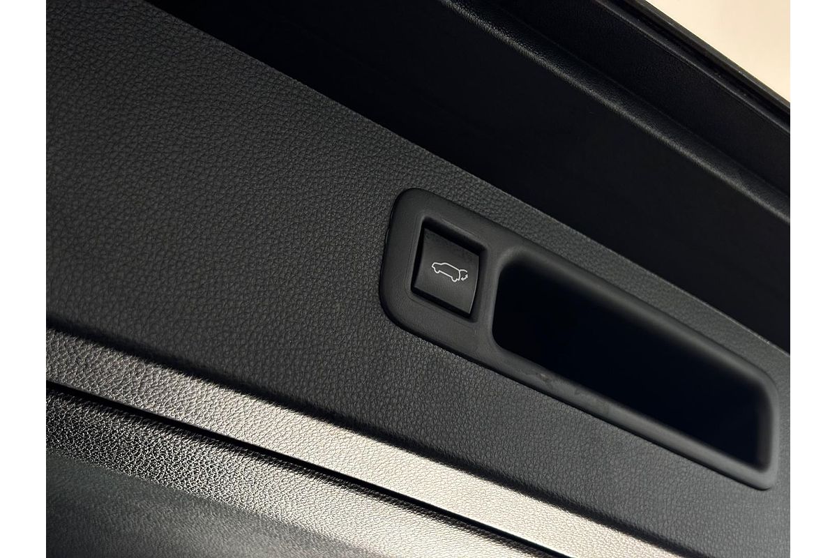2022 Toyota Kluger Grande AXUH78R