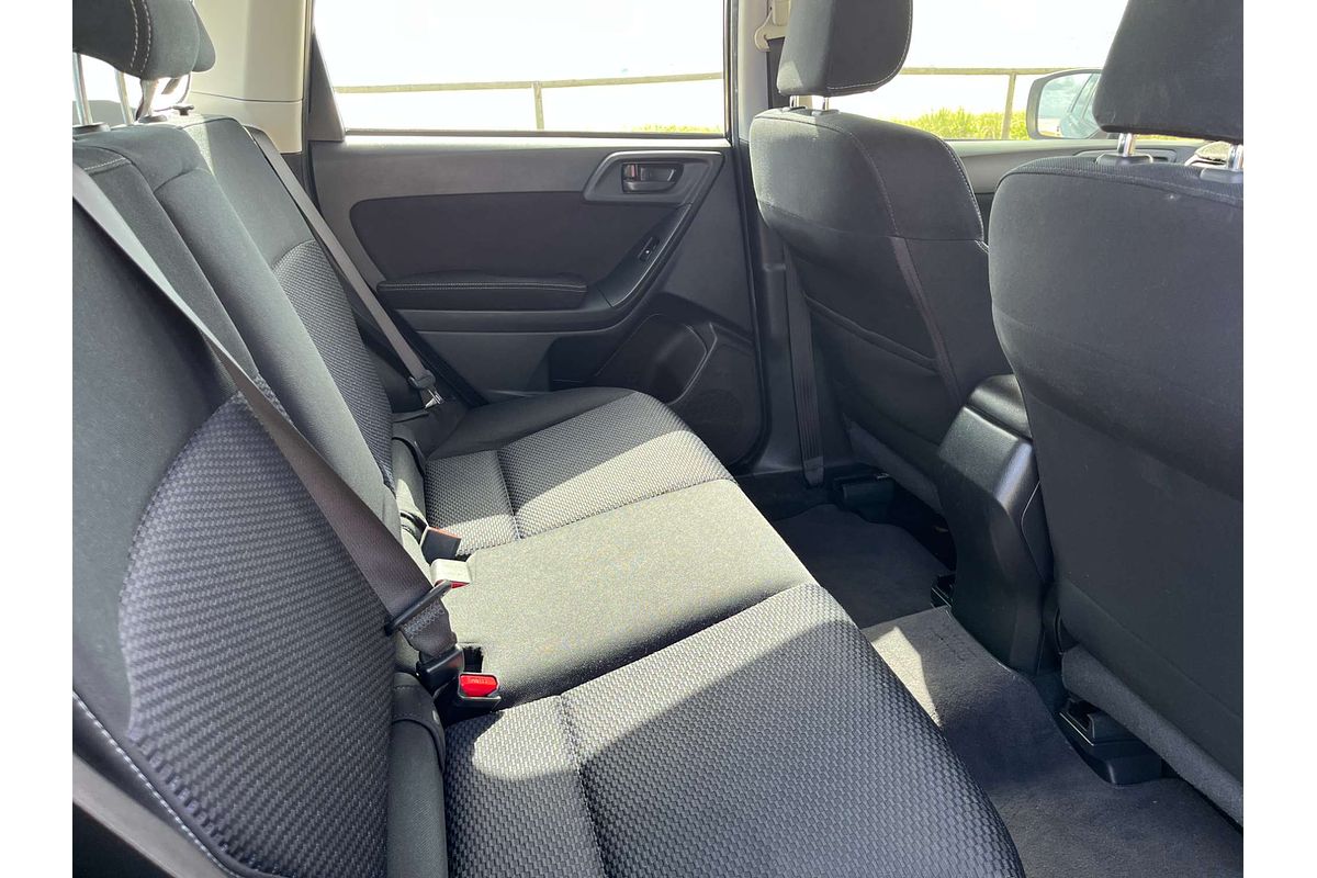 2014 Subaru Forester 2.5i S4