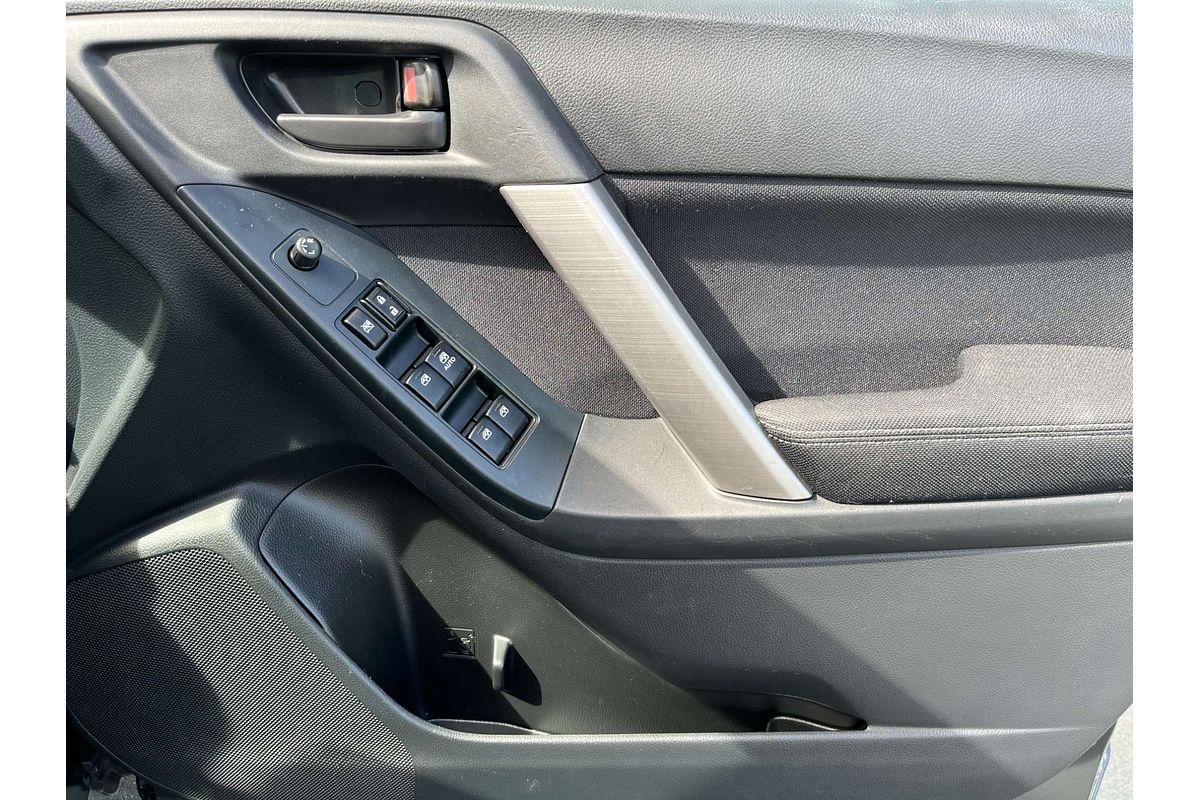 2014 Subaru Forester 2.5i S4