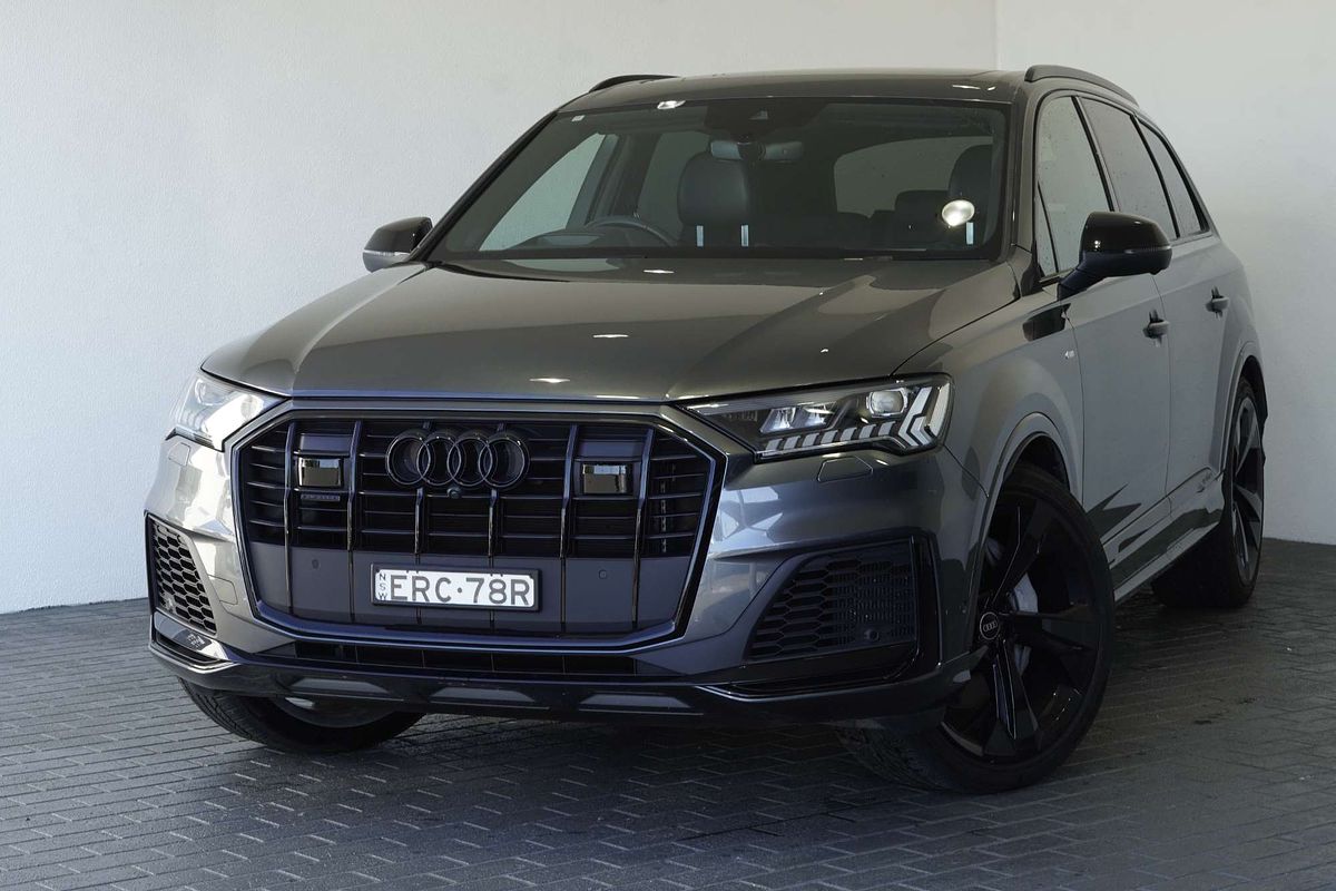 2022 Audi Q7 50 TDI S line 4M