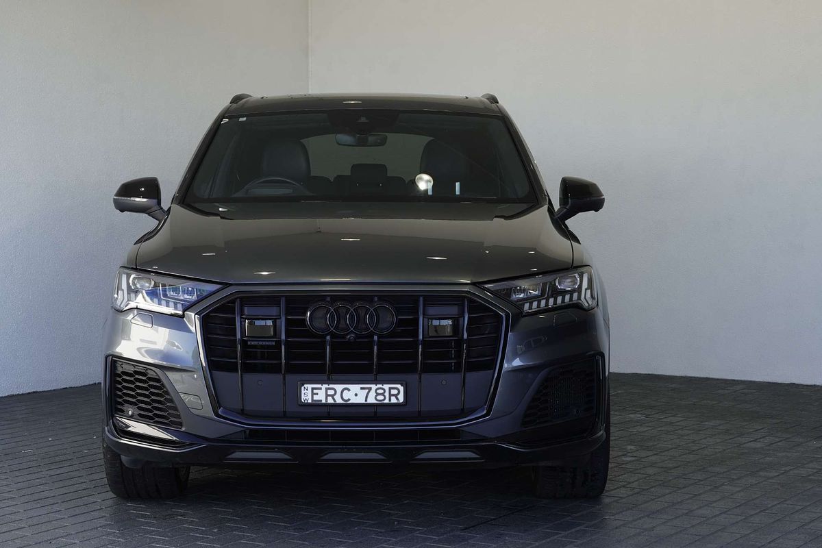 2022 Audi Q7 50 TDI S line 4M