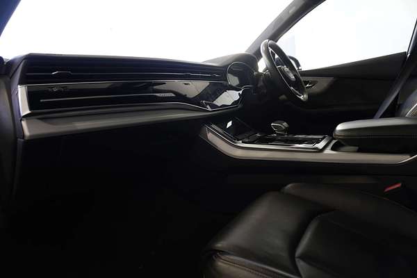 2022 Audi Q7 50 TDI S line 4M