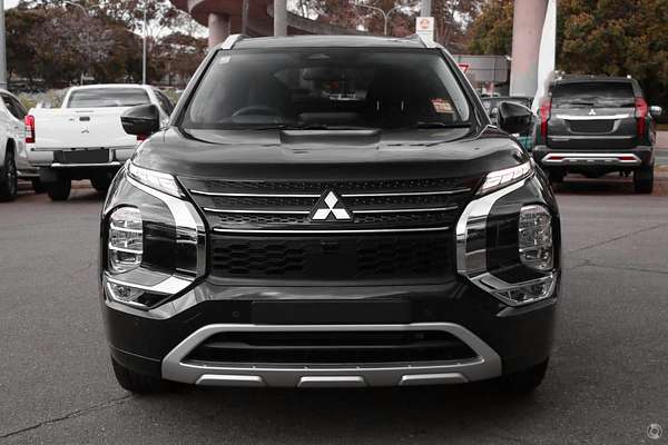 2024 Mitsubishi Outlander Exceed ZM