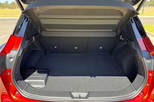 2025 Nissan QASHQAI N-DESIGN e-POWER J12