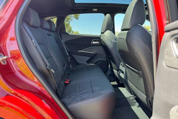 2025 Nissan QASHQAI N-DESIGN e-POWER J12