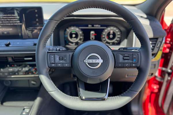 2025 Nissan QASHQAI N-DESIGN e-POWER J12