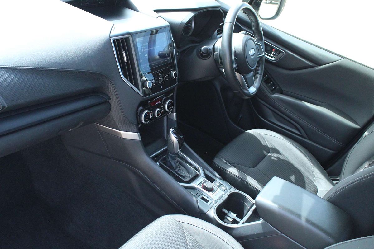2023 Subaru Forester 2.5i S5