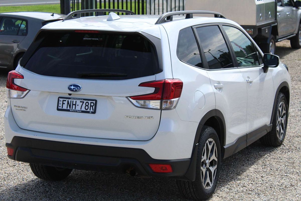 2023 Subaru Forester 2.5i S5