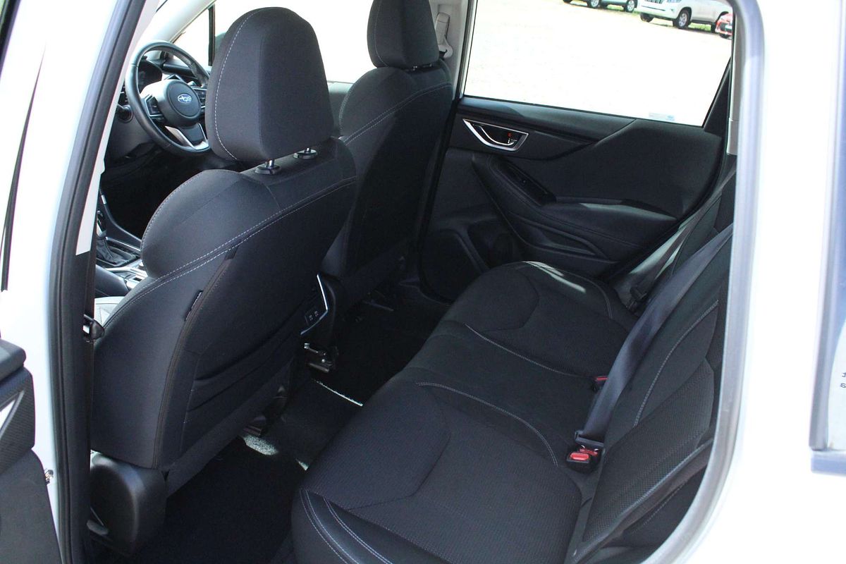 2023 Subaru Forester 2.5i S5