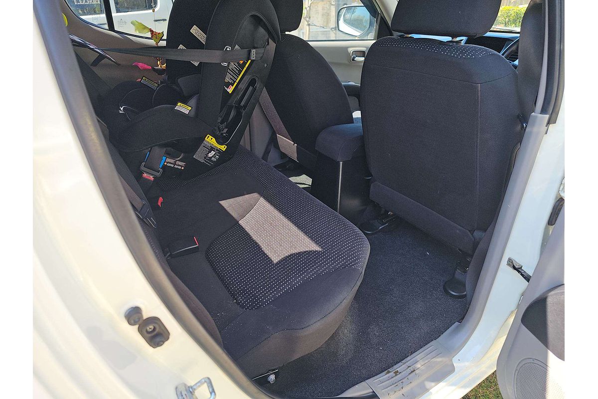 2010 Mitsubishi Triton GLX-R MN 4X4