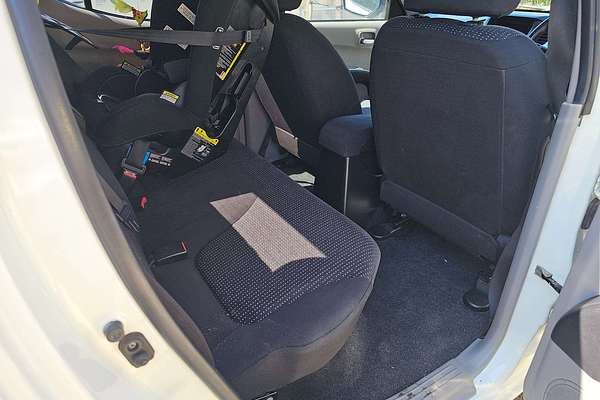 2010 Mitsubishi Triton GLX-R MN 4X4