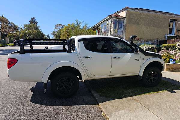 2010 Mitsubishi Triton GLX-R MN 4X4