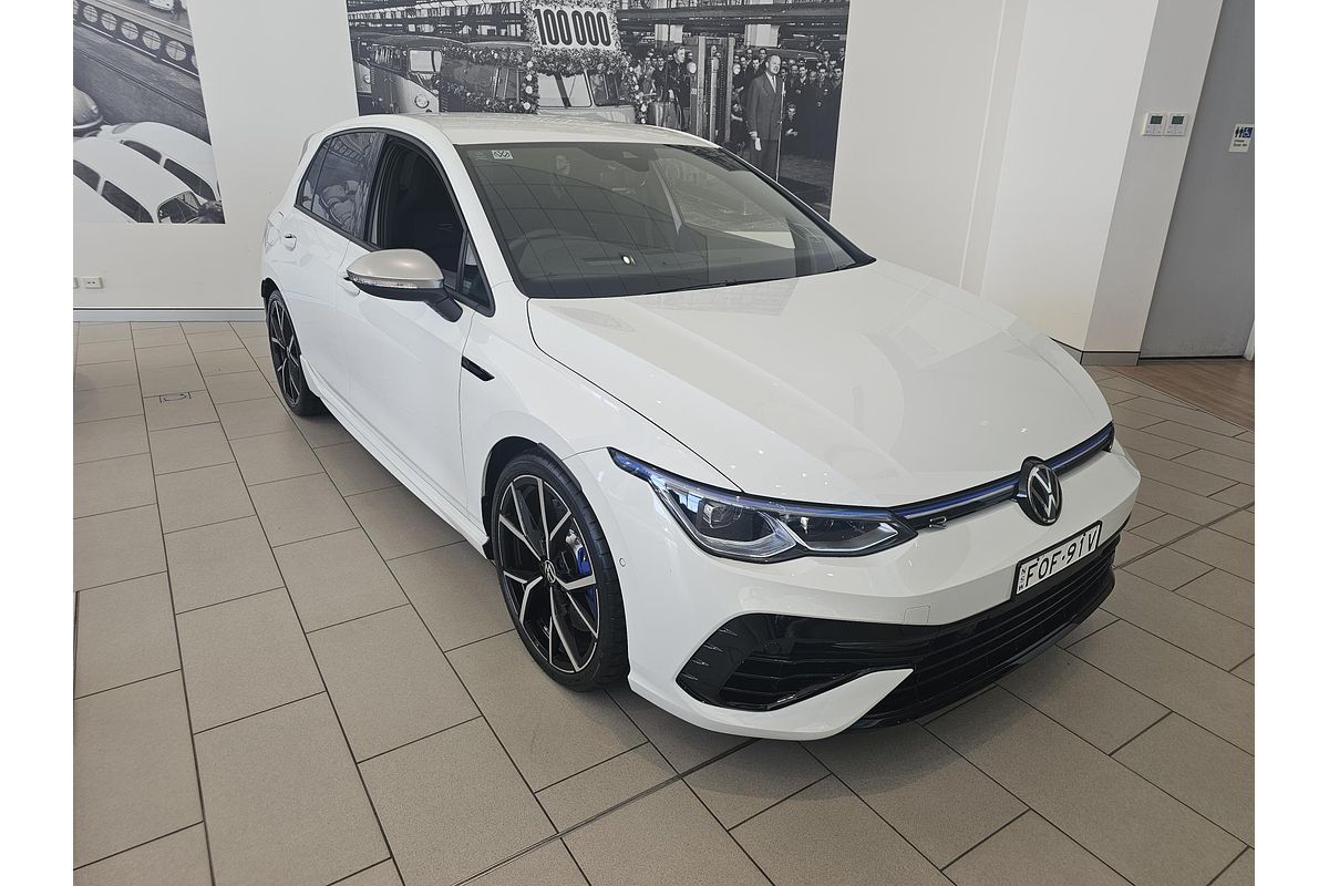 2024 Volkswagen Golf R 8