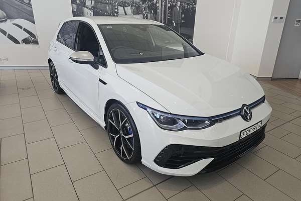 2024 Volkswagen Golf R 8