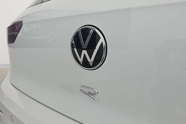 2024 Volkswagen Golf R 8