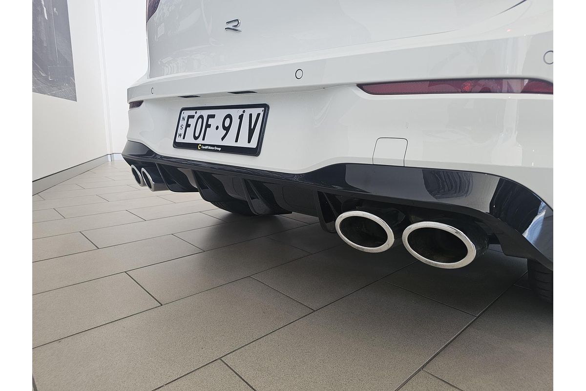 2024 Volkswagen Golf R 8