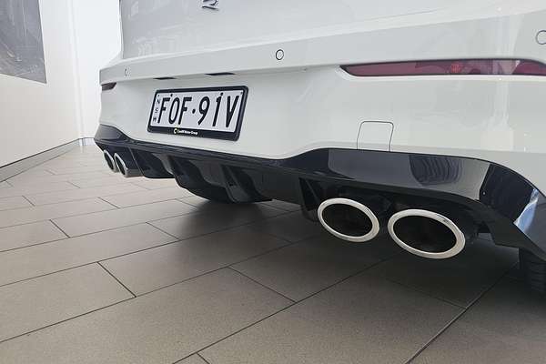 2024 Volkswagen Golf R 8