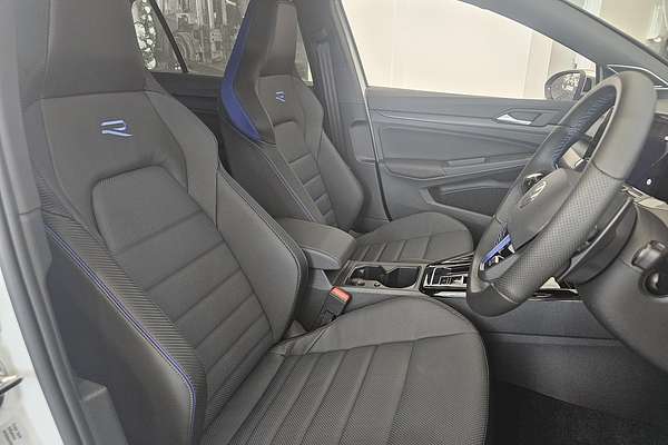 2024 Volkswagen Golf R 8