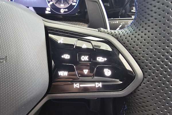 2024 Volkswagen Golf R 8
