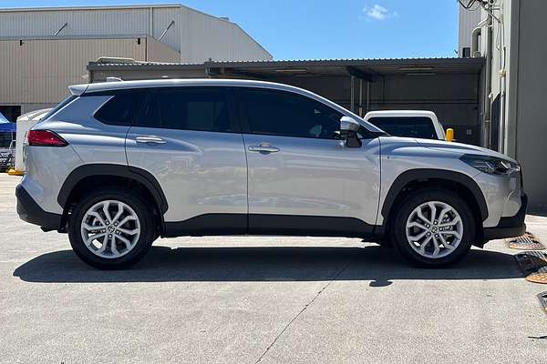 2024 Toyota Corolla Cross GX MXGH10R