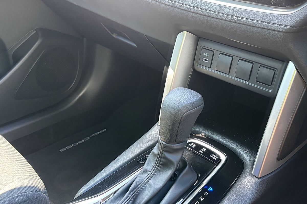 2024 Toyota Corolla Cross GX MXGH10R