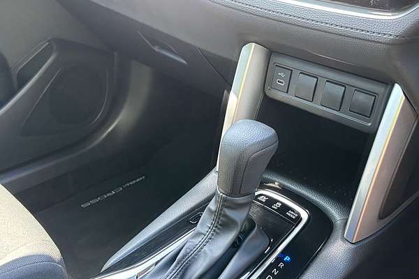 2024 Toyota Corolla Cross GX MXGH10R