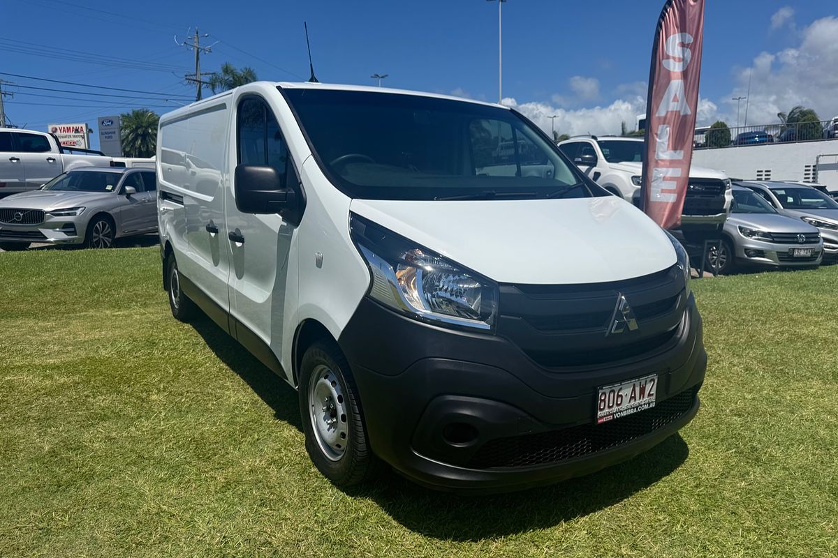 2020 Mitsubishi Express GLX SN LWB