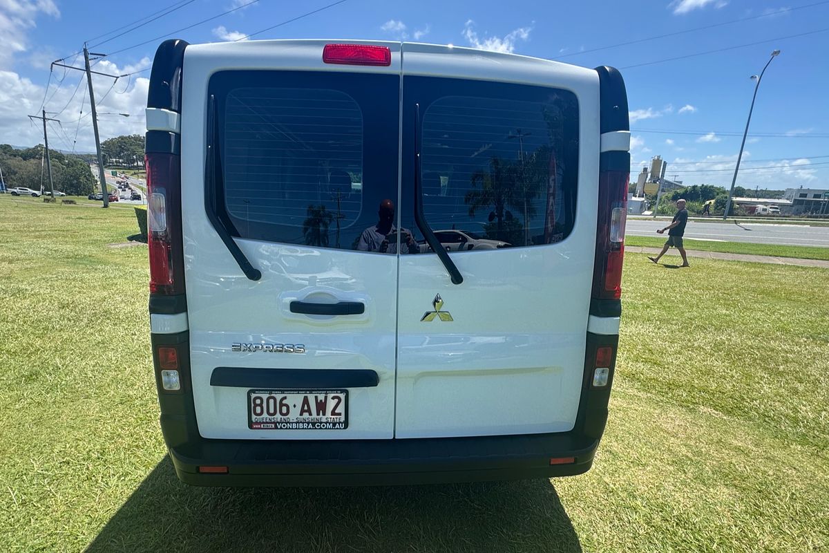 2020 Mitsubishi Express GLX SN LWB