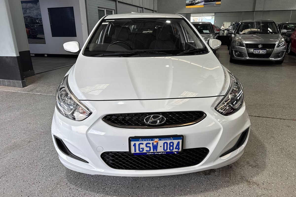 2019 Hyundai Accent Sport RB6