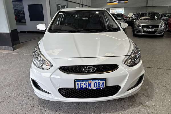 2019 Hyundai Accent Sport RB6