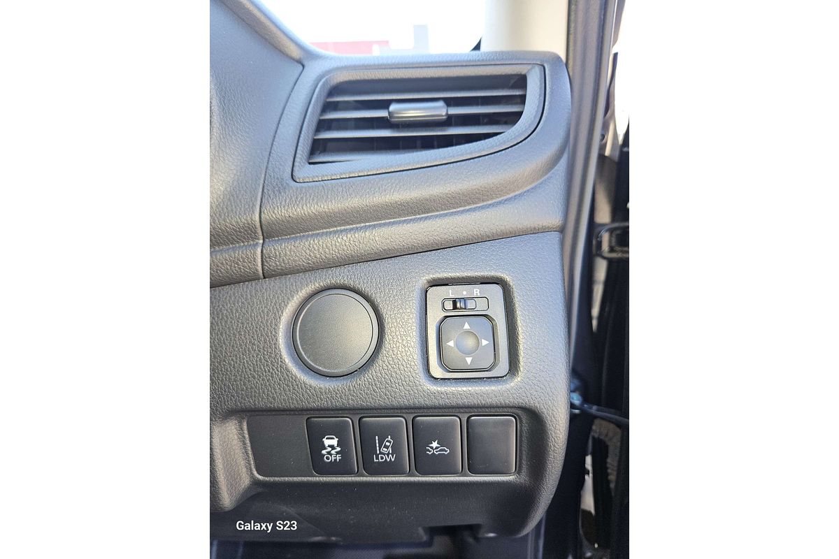 2023 Mitsubishi Triton GLX MR 4X4